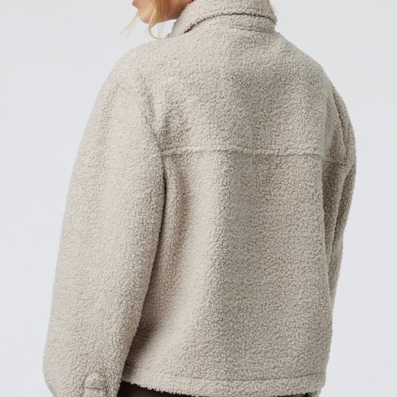 Vuori Women's Sycamore Sherpa Full Zip Jacket - Picture 6 of 6